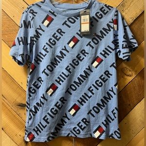 Boys Tommy Hilfiger T-shirt. Size small 8-10. Brand new with tags